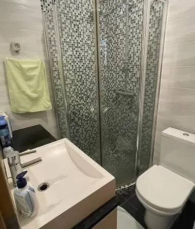 Apartment Centre *